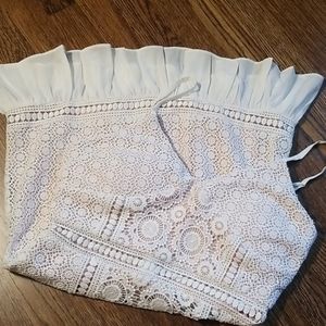 Danty lace white dress